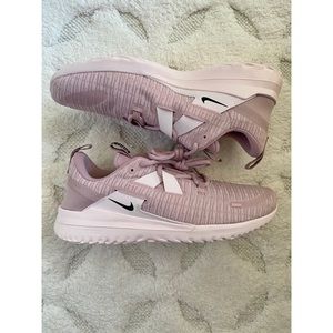 {Women’s} Nike Renew Arena Lace-Up Running Shoes